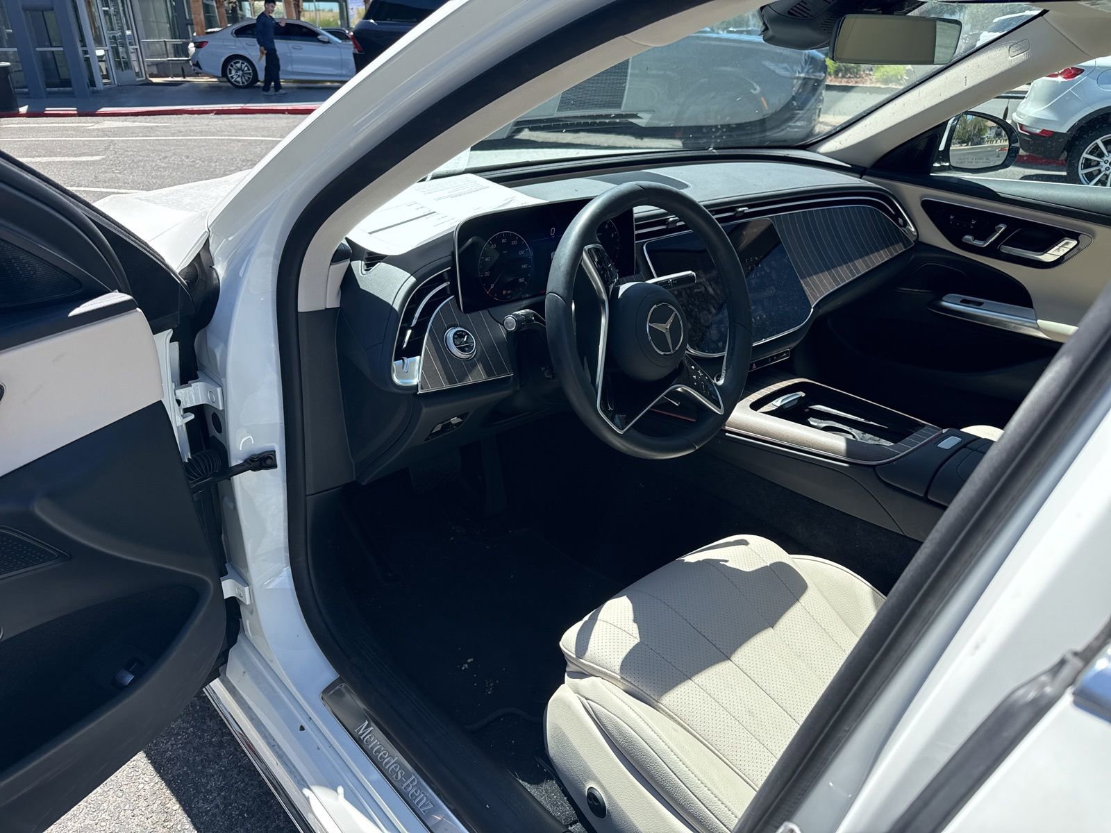 Used 2025 Mercedes-Benz E 350 Sedan image 9