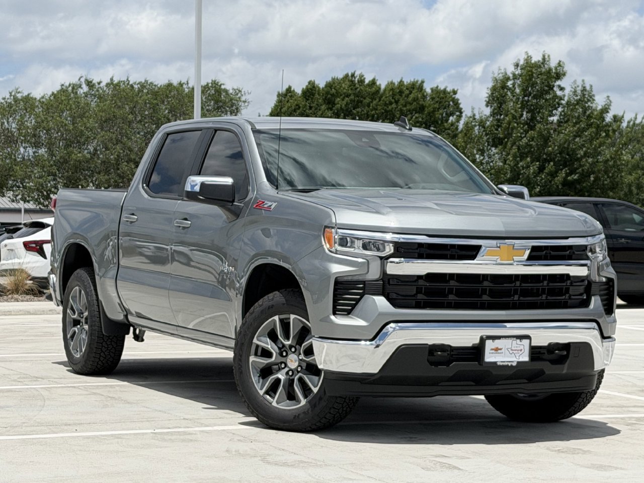 New 2026 Chevrolet Silverado 1500 LT AWD/4WD image 2