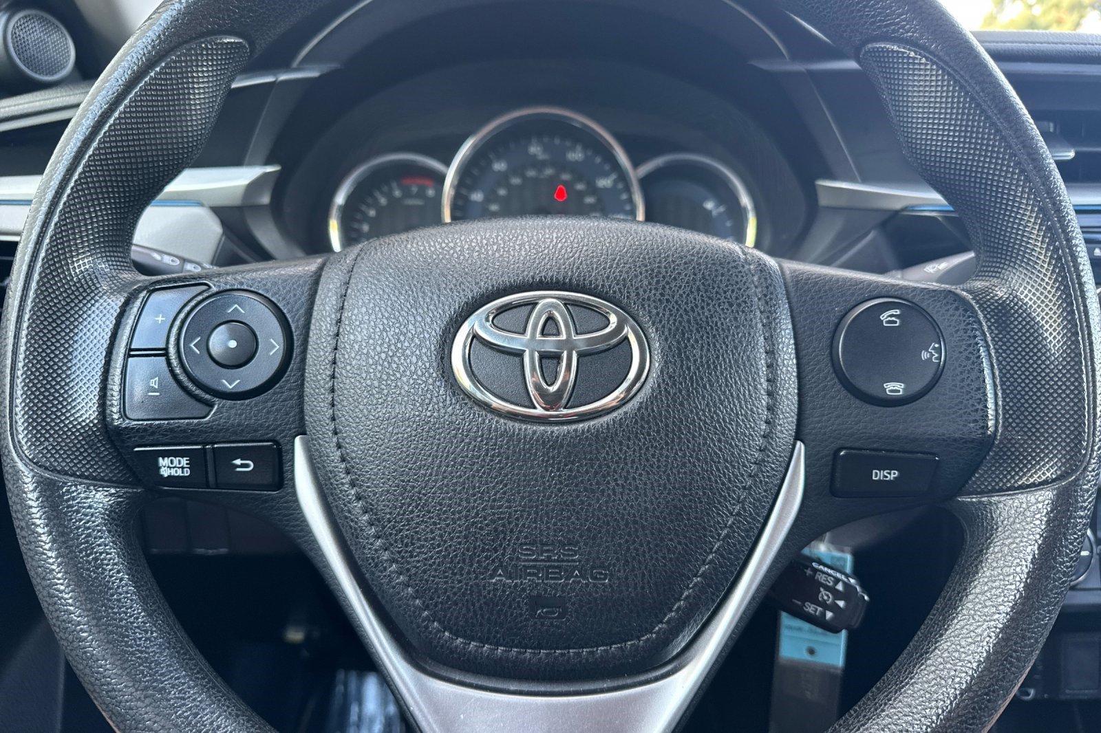 Used 2015 Toyota Corolla LE FWD image 11