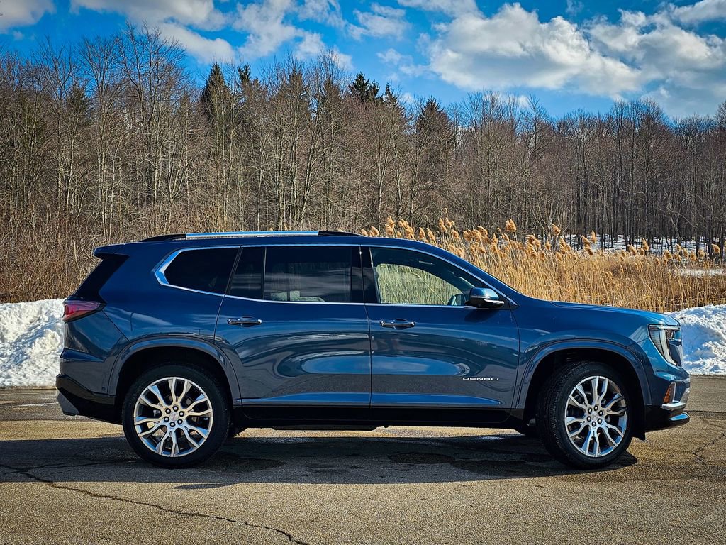 New 2026 GMC Acadia Denali w/ Super Cruise Package image 2