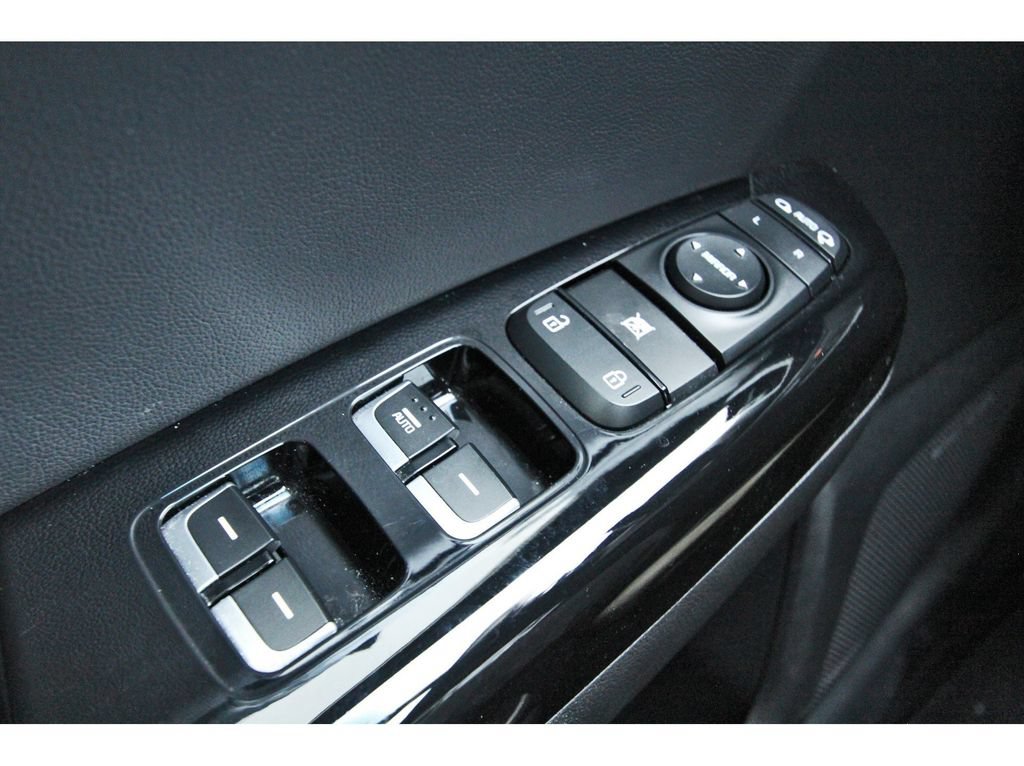 Used 2020 Kia Sportage SX FWD image 22