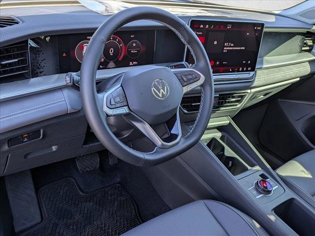 New 2026 Volkswagen Tiguan SE image 3