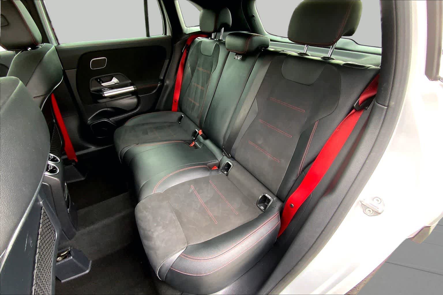 Used 2021 Mercedes-Benz GLA 35 AMG 4MATIC image 21