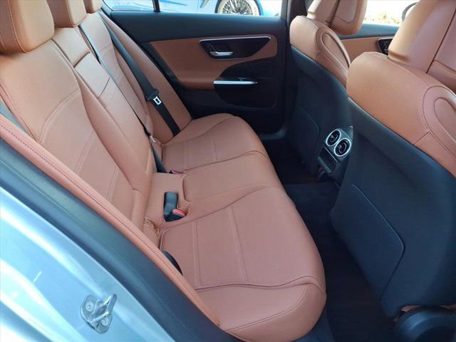 Used 2025 Mercedes-Benz C 300 4MATIC Sedan image 20