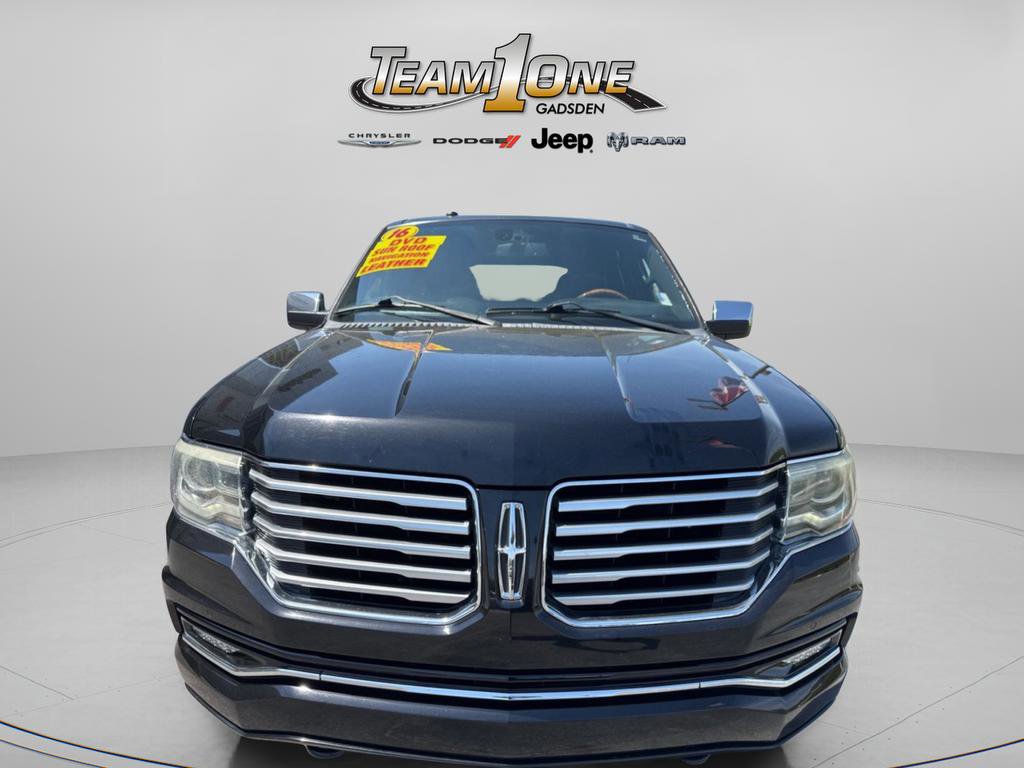 Used 2016 Lincoln Navigator Select image 3