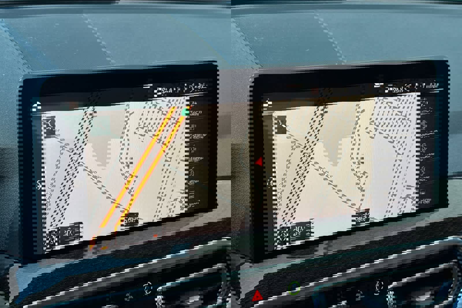 Used 2024 BMW X4 xDrive30i w/ Premium Package image 20