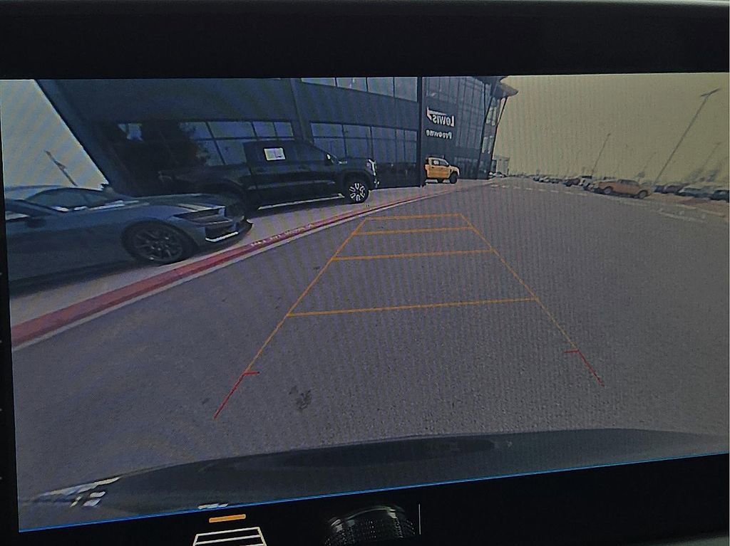 Used 2020 Chevrolet Blazer LT image 13