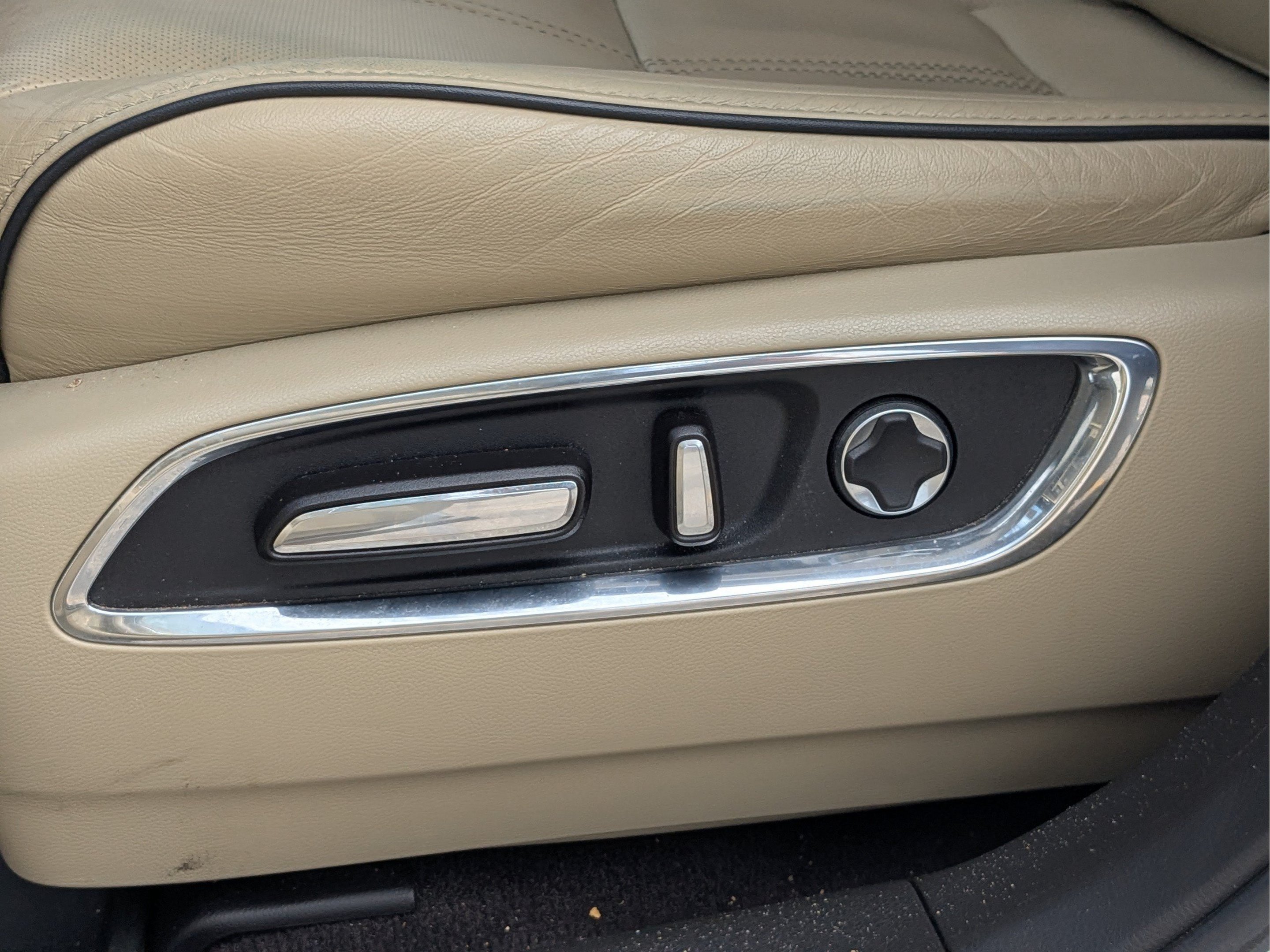 Used 2020 Acura MDX w/ Advance Package FWD image 19
