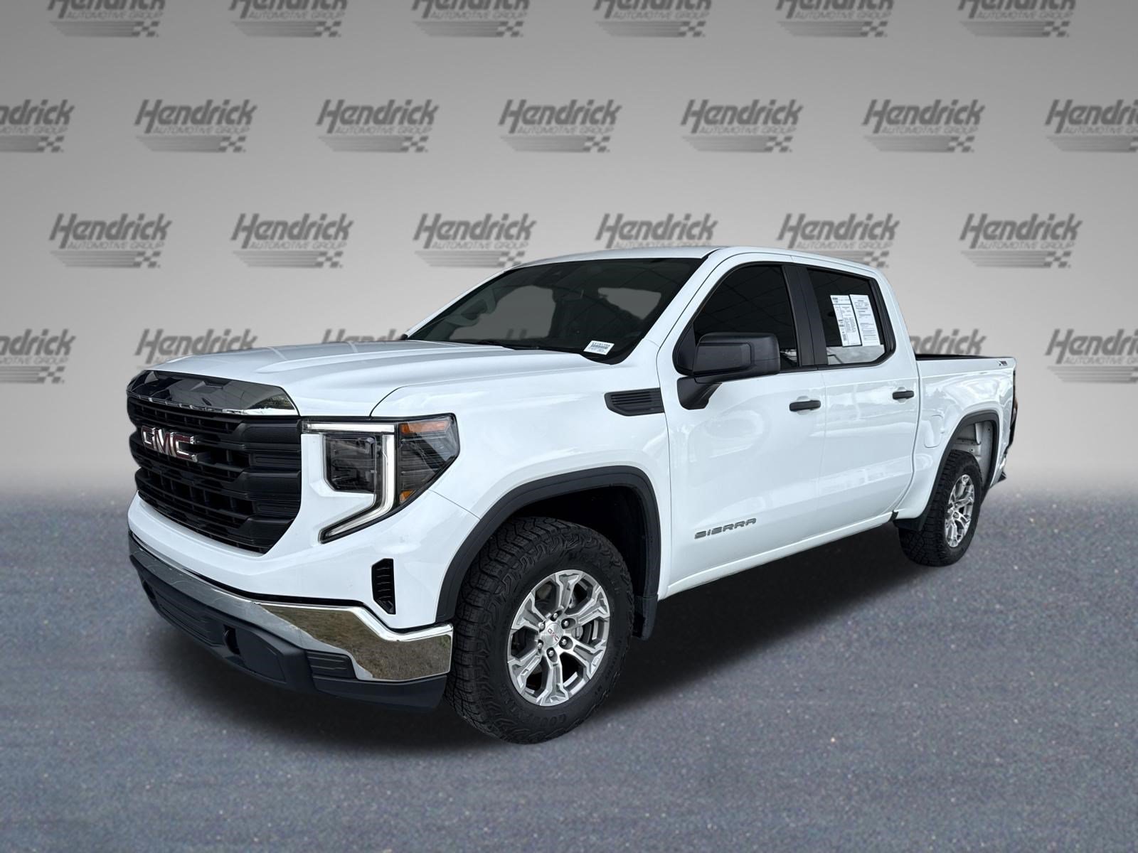 Used 2023 GMC Sierra 1500 Pro w/ Pro Value Package AWD/4WD image 4