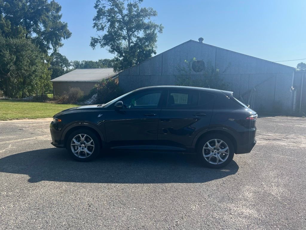 Used 2024 Dodge Hornet R/T image 2