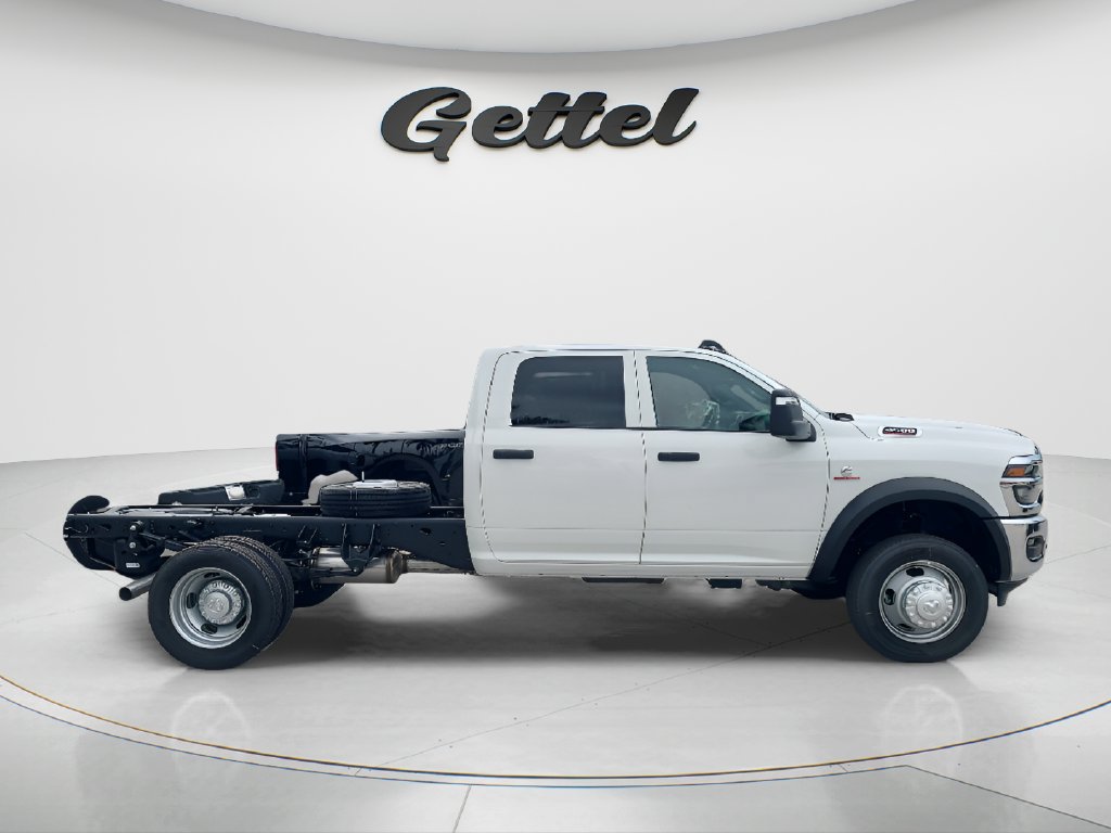 New 2026 RAM 4500 Tradesman w/ Chrome Appearance Group AWD/4WD image 3