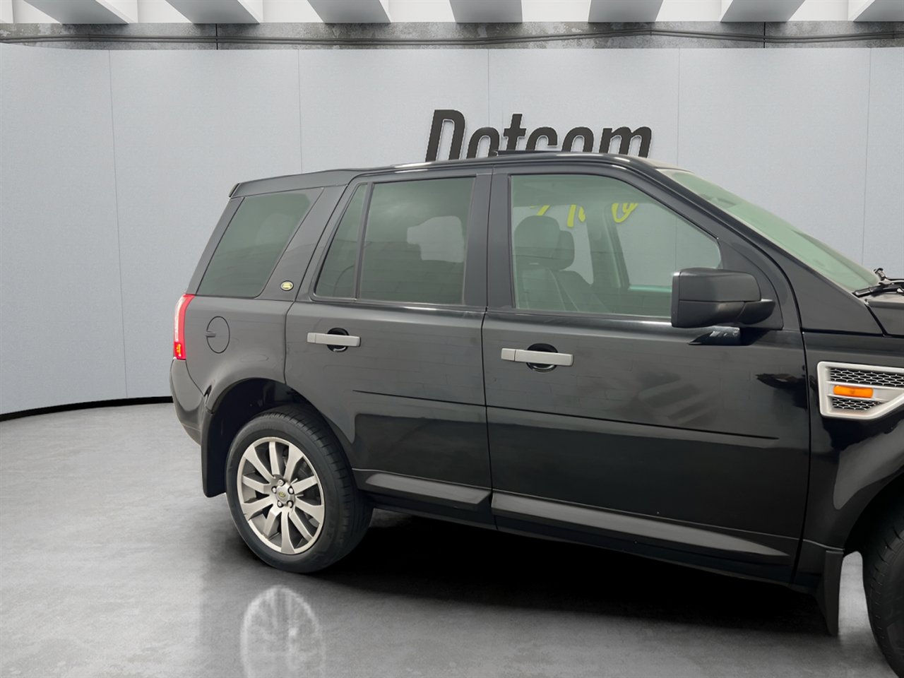 Used 2008 Land Rover LR2 HSE image 14