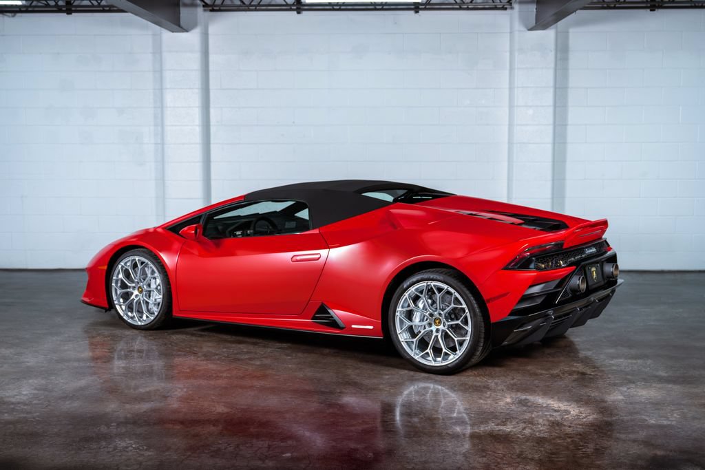 Used 2024 Lamborghini Huracan EVO AWD/4WD image 11