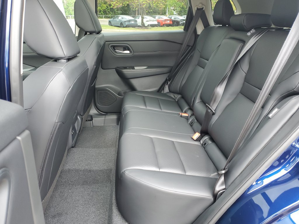 New 2026 Nissan Rogue Dark Armor FWD image 12