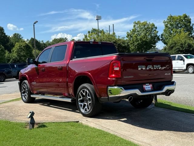 Used 2025 RAM 1500 Laramie AWD/4WD image 5