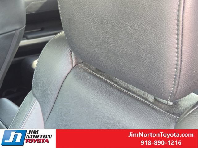 Used 2020 Toyota Tundra Limited w/ Limited Premium Package AWD/4WD image 17