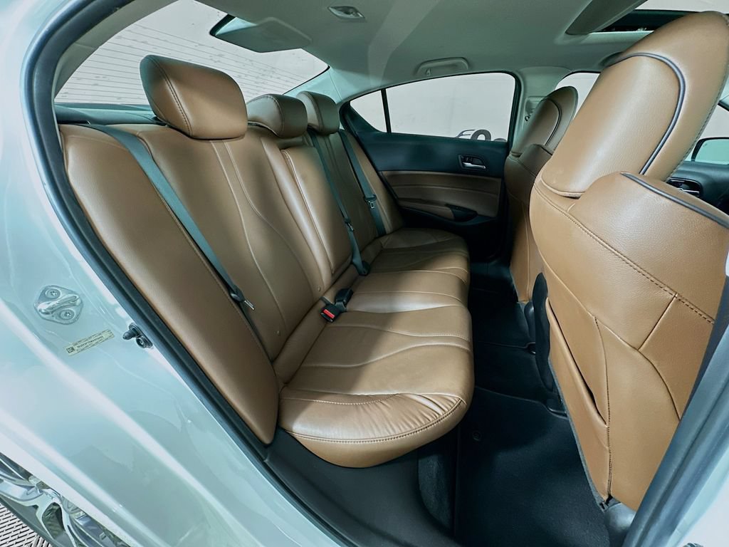 Used 2021 Acura ILX w/ Premium Package FWD image 32
