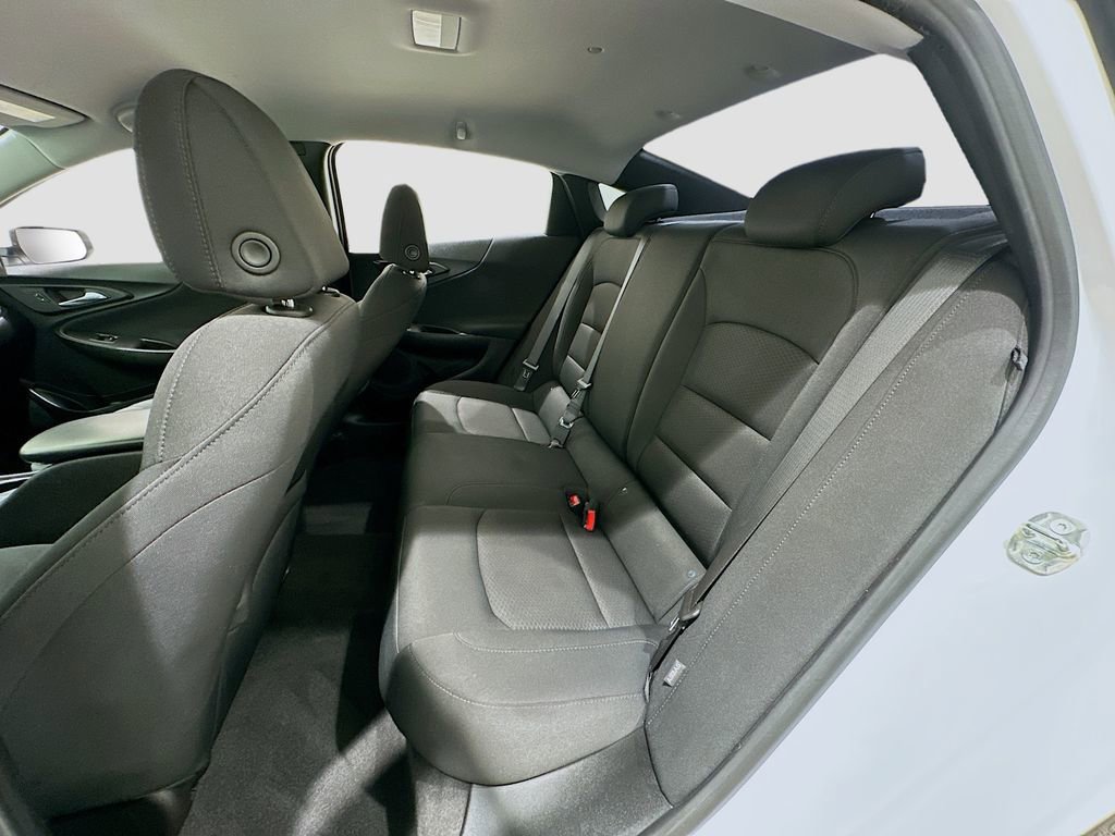 Used 2020 Chevrolet Malibu RS FWD image 24