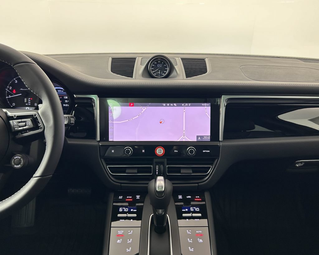 New 2026 Porsche Macan Turbo AWD/4WD image 19