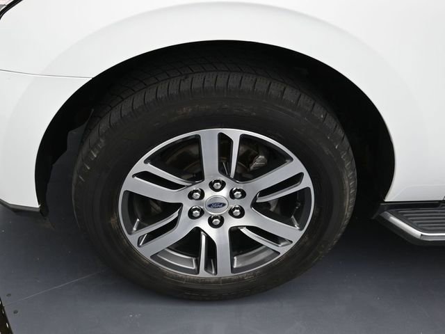 Used 2023 Ford Expedition Max Limited image 10