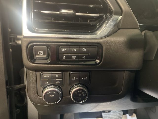 Used 2025 GMC Yukon Denali image 19