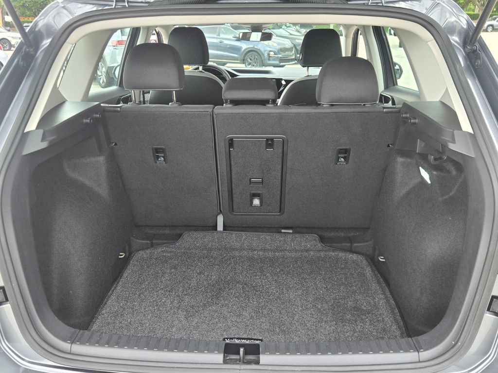 Certified 2024 Volkswagen Taos S FWD image 15