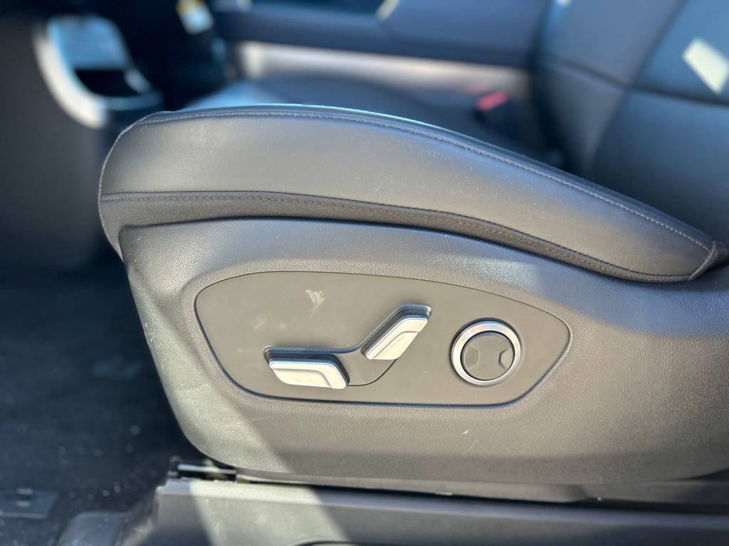 New 2026 Hyundai Ioniq 9 SEL image 11