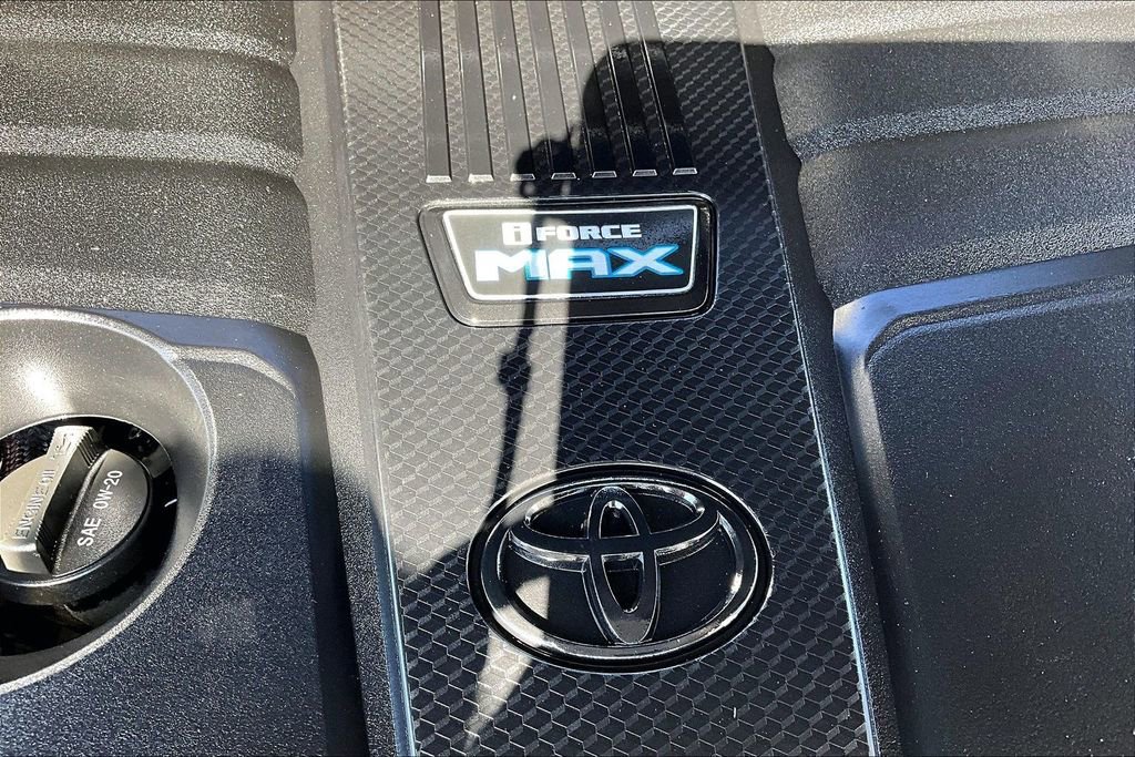 Used 2023 Toyota Tundra Capstone image 32