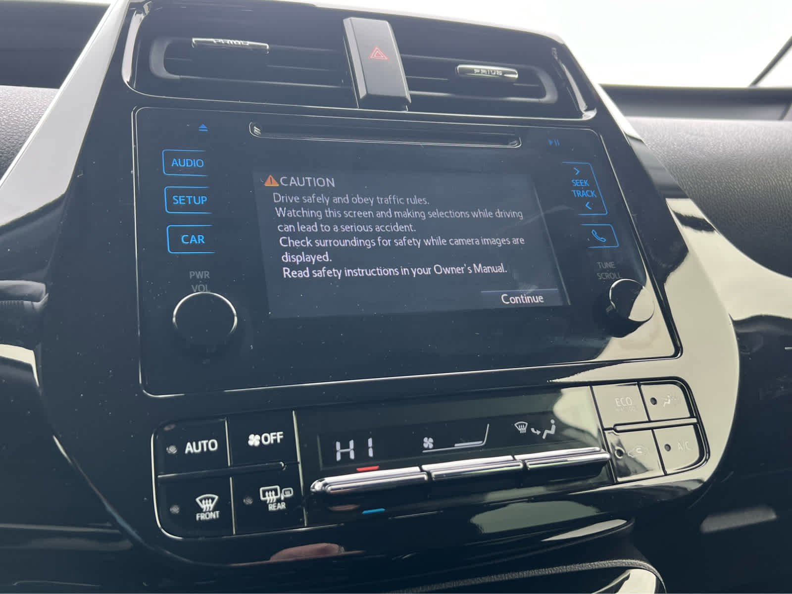 Used 2019 Toyota Prius LE image 34