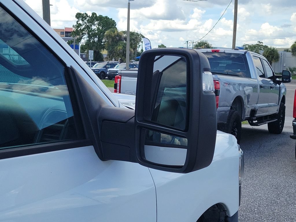 Used 2023 RAM 3500 Tradesman w/ Max Tow Package RWD image 9