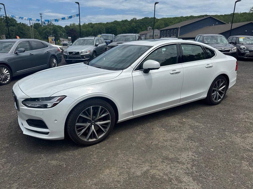 Used 2017 Volvo S90 T6 Momentum w/ Vision Package AWD/4WD image 19