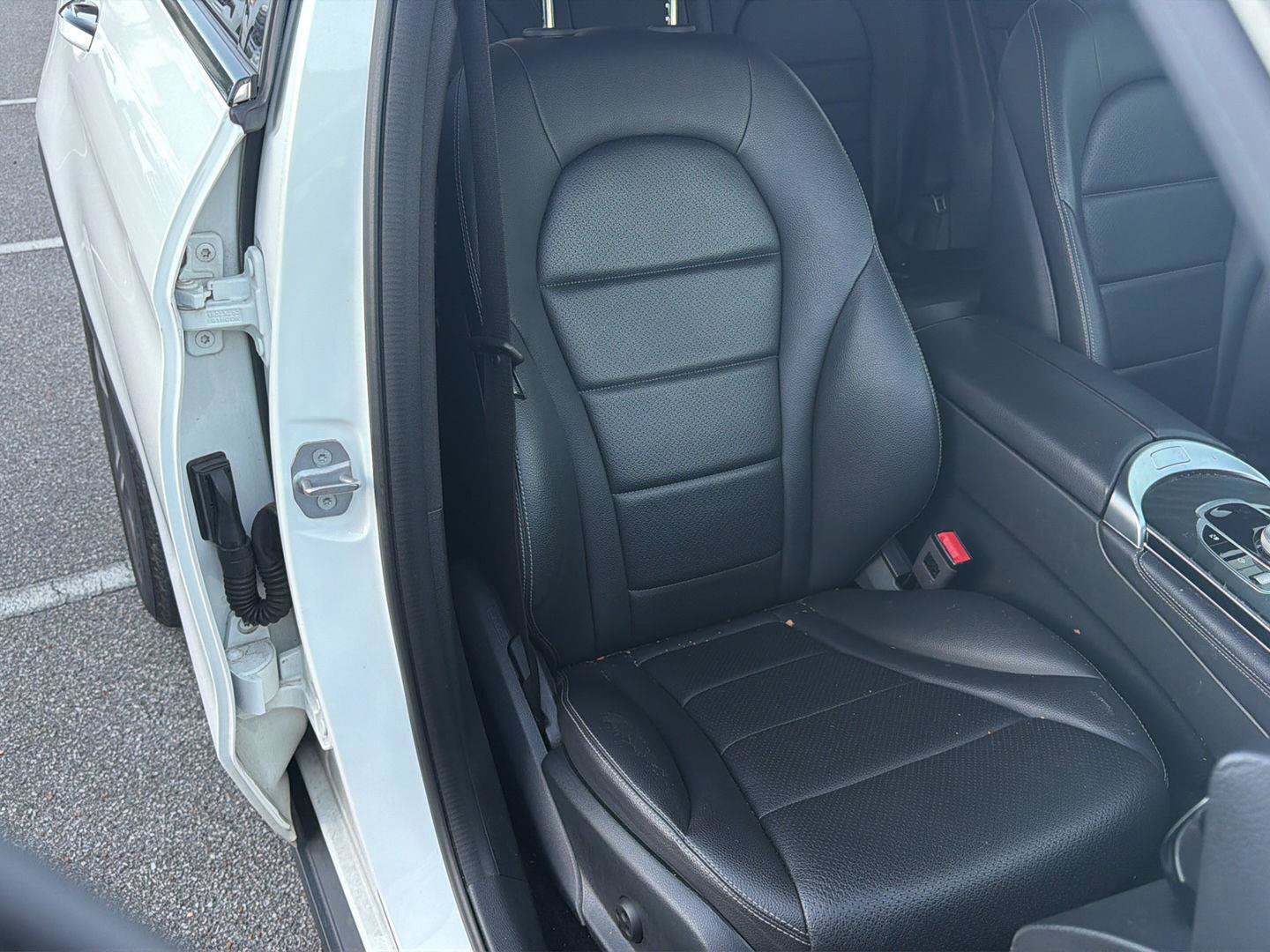 Used 2019 Mercedes-Benz GLC 300 image 15