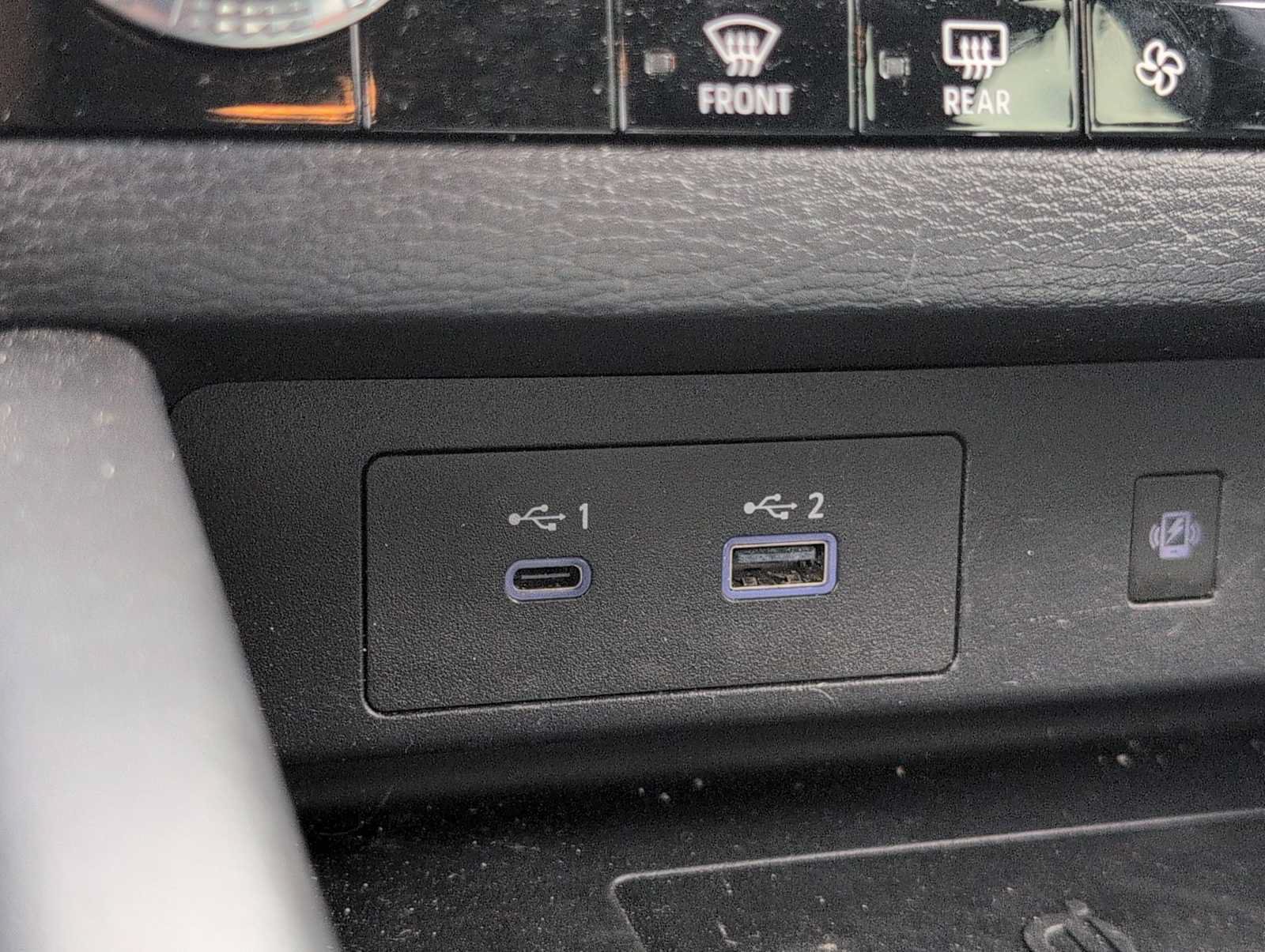 Used 2024 Mitsubishi Outlander SE AWD/4WD image 30