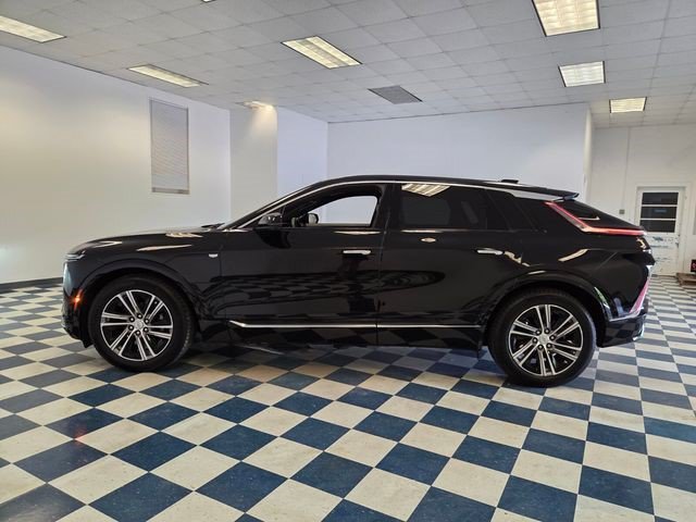 Certified 2024 Cadillac Lyriq Luxury RWD image 4