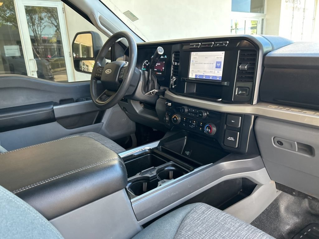 Used 2024 Ford F350 XLT w/ FX4 Off-Road Package AWD/4WD image 27