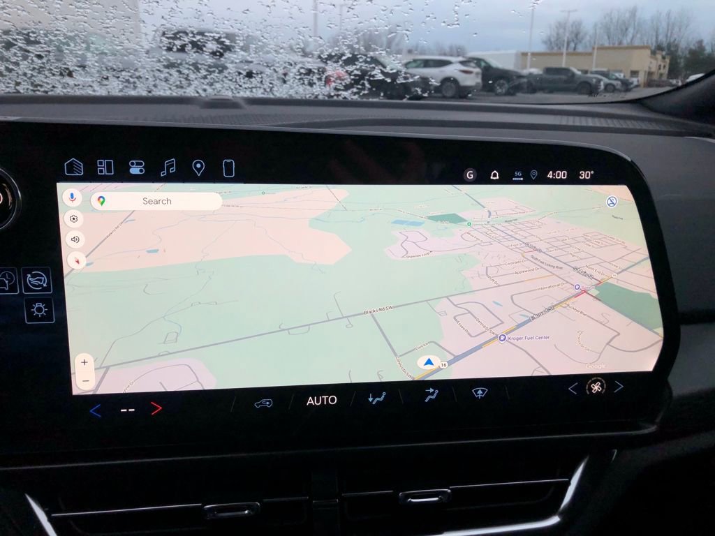 New 2026 Chevrolet Equinox EV LT image 18