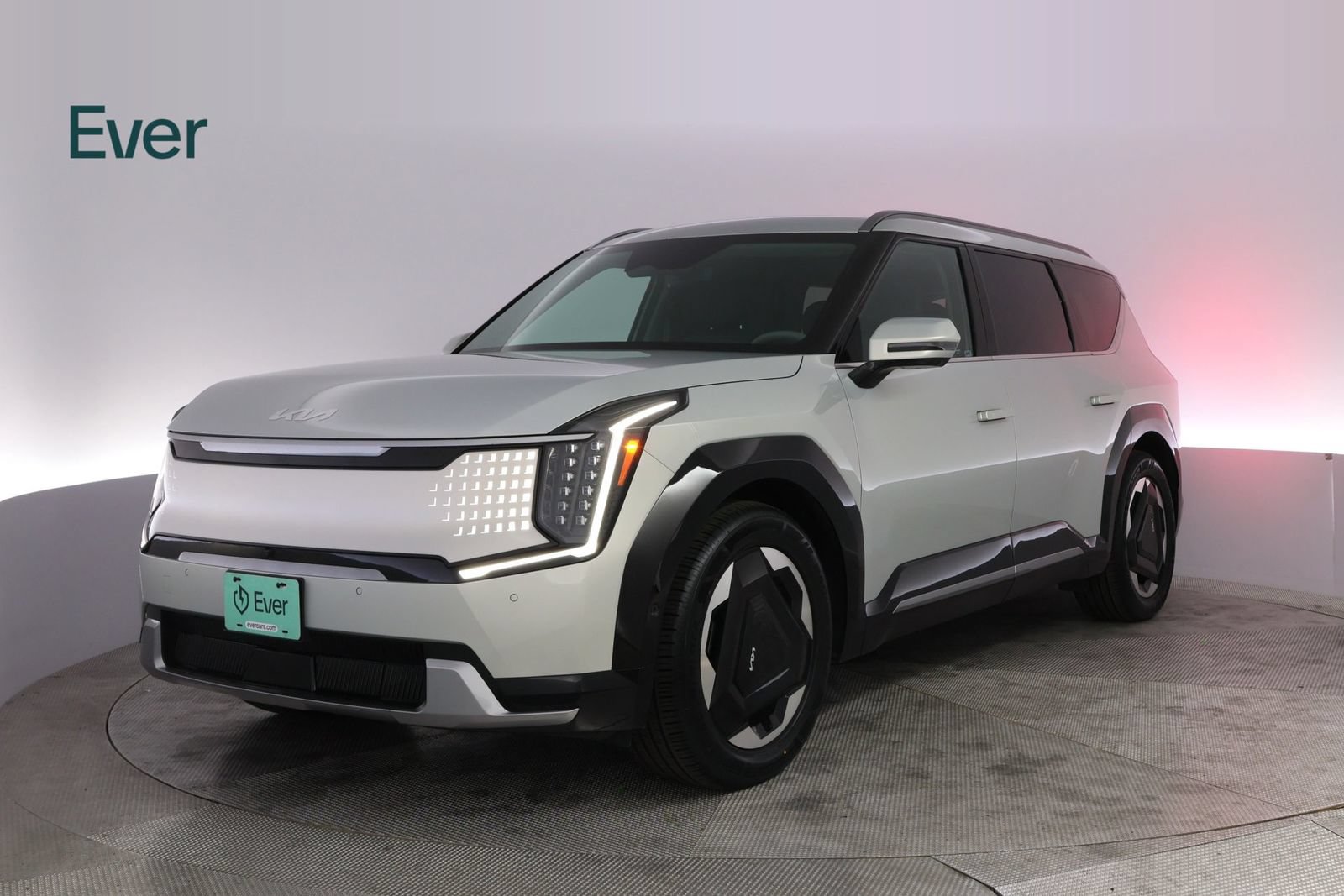 Used 2024 Kia EV9 Land AWD/4WD image 2