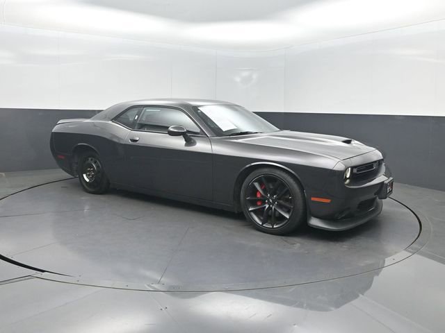 Used 2022 Dodge Challenger GT w/ Performance Handling Group RWD image 7