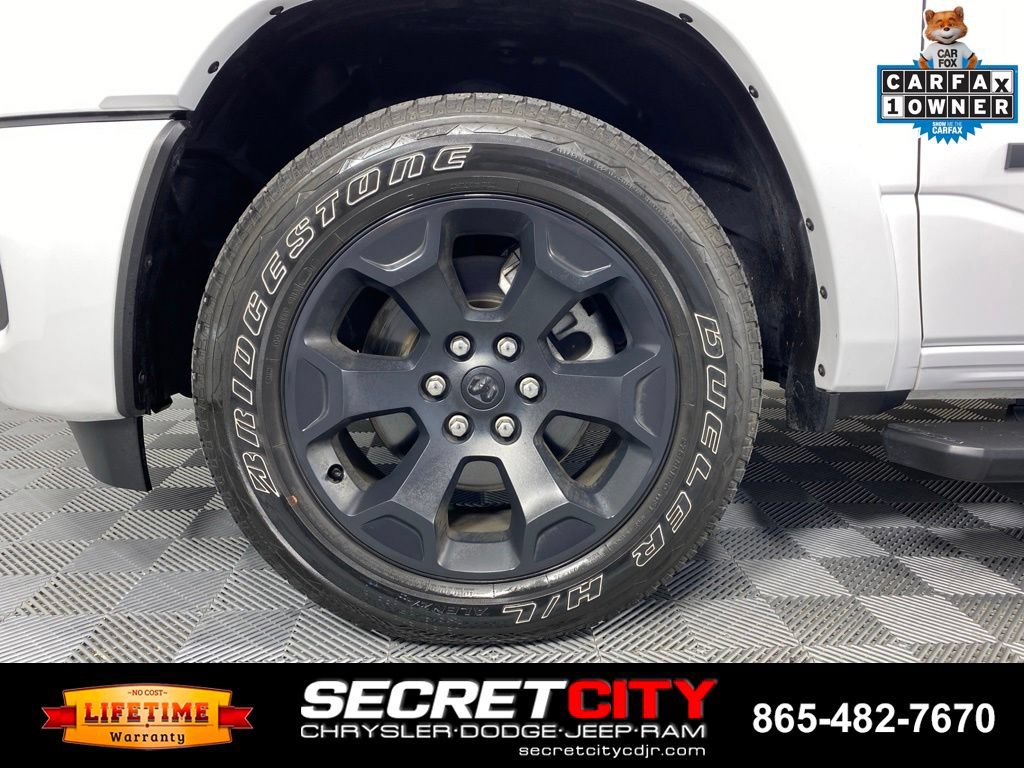 Used 2025 RAM 1500 Big Horn AWD/4WD image 9