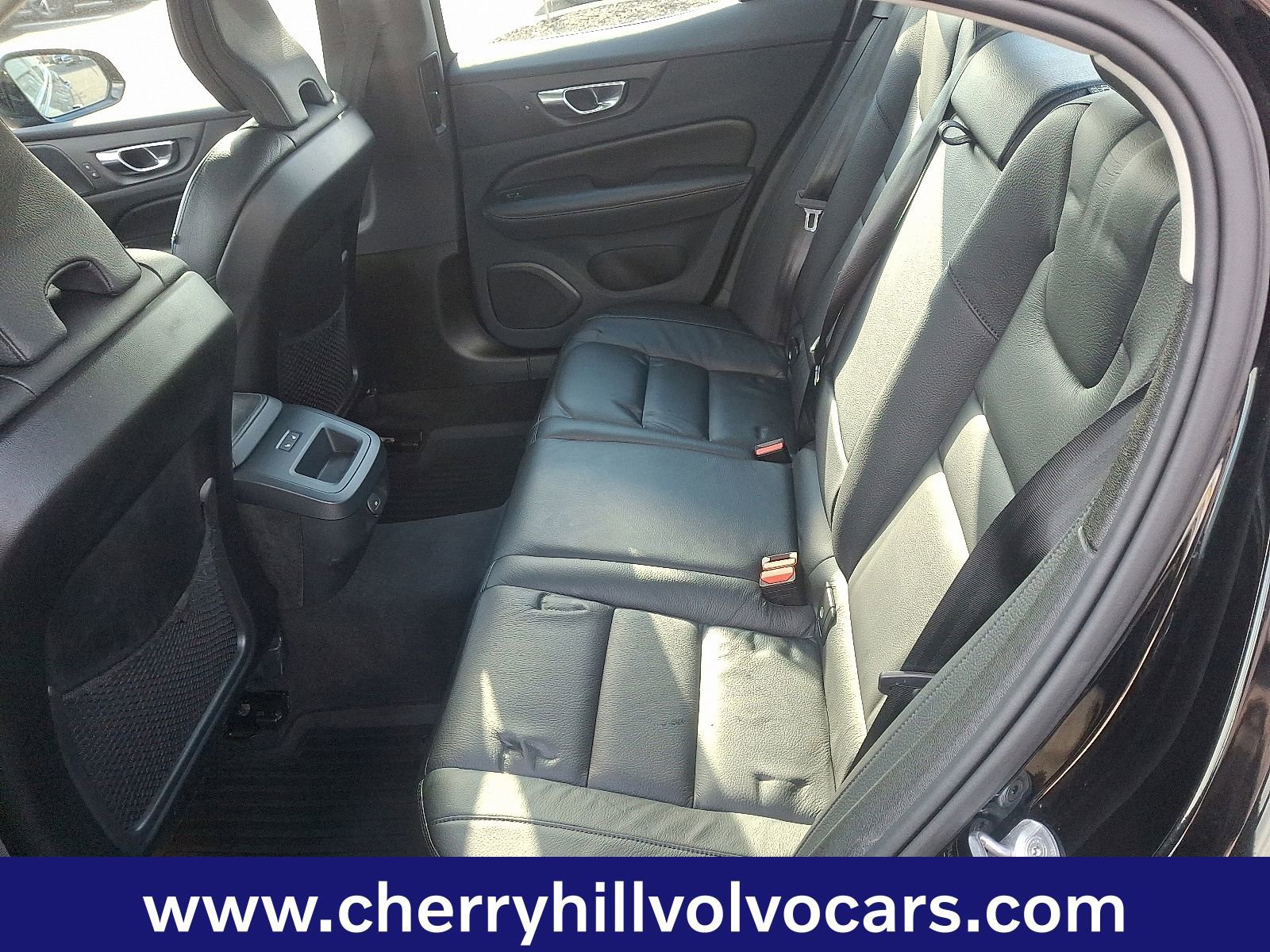 Certified 2023 Volvo S60 B5 Plus w/ Climate Package image 11