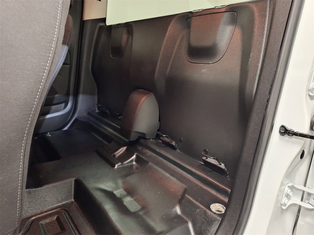 Used 2022 Chevrolet Colorado LT w/ Fleet Safety Package image 13