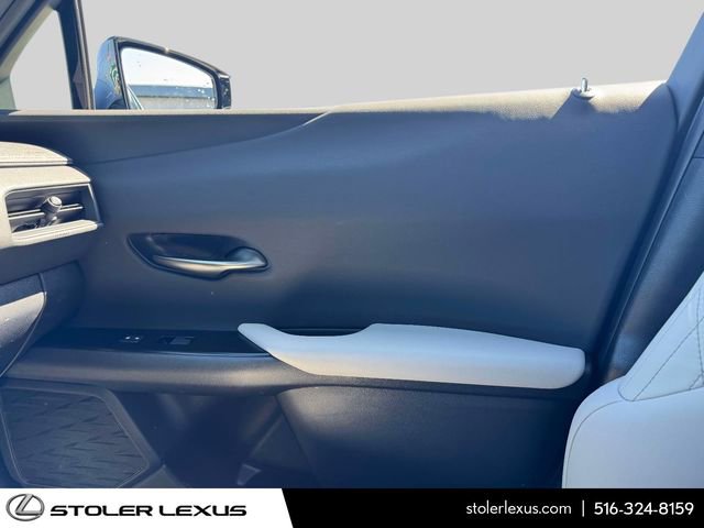 Certified 2024 Lexus UX 250h F Sport AWD/4WD image 39