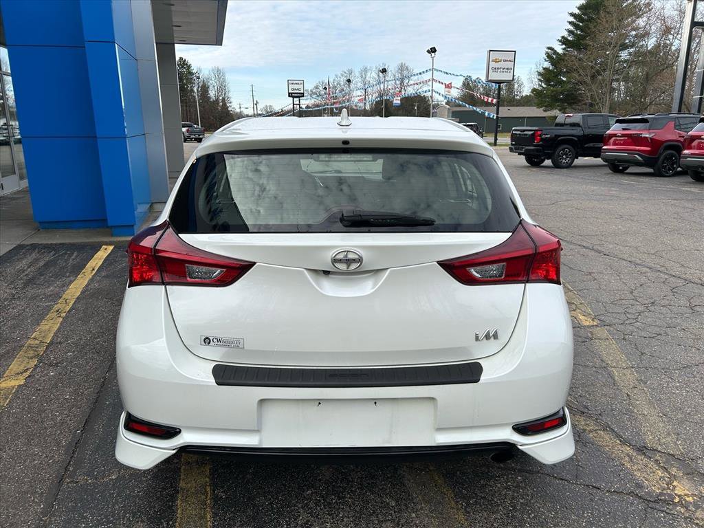 Used 2016 Scion iM image 4