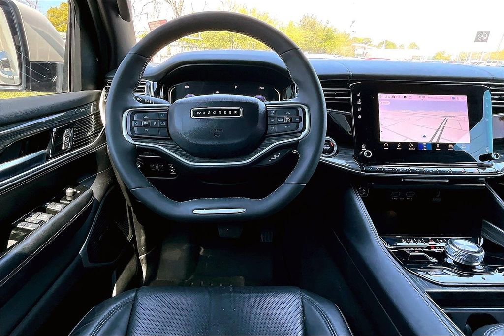 Used 2022 Jeep Wagoneer Series III image 8