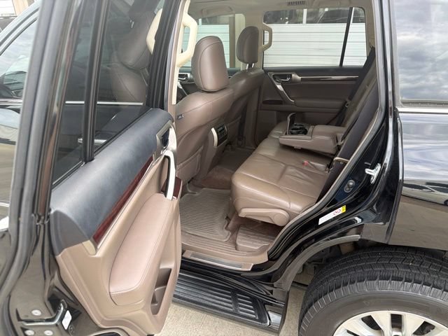 Used 2017 Lexus GX 460 Premium AWD/4WD image 22