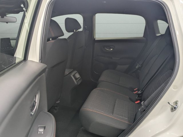 Certified 2025 Honda HR-V Sport image 30