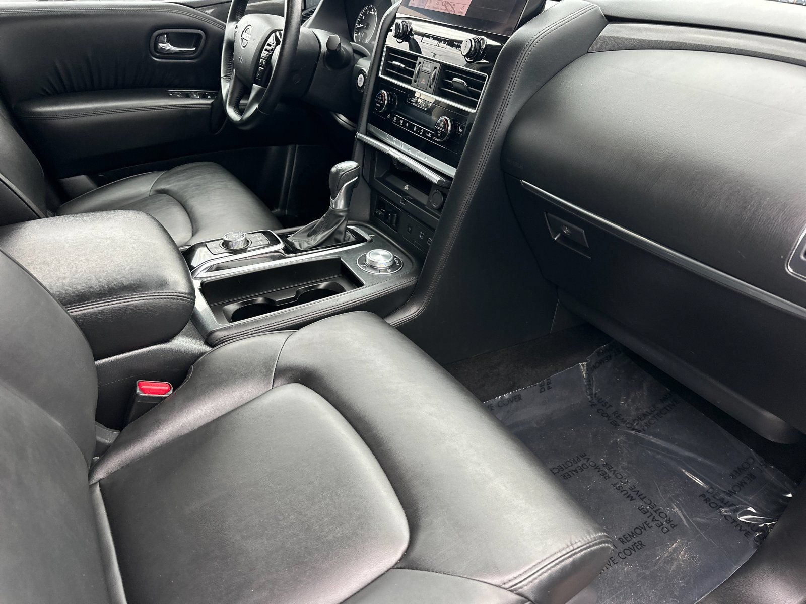 Used 2024 Nissan Armada SV AWD/4WD image 23