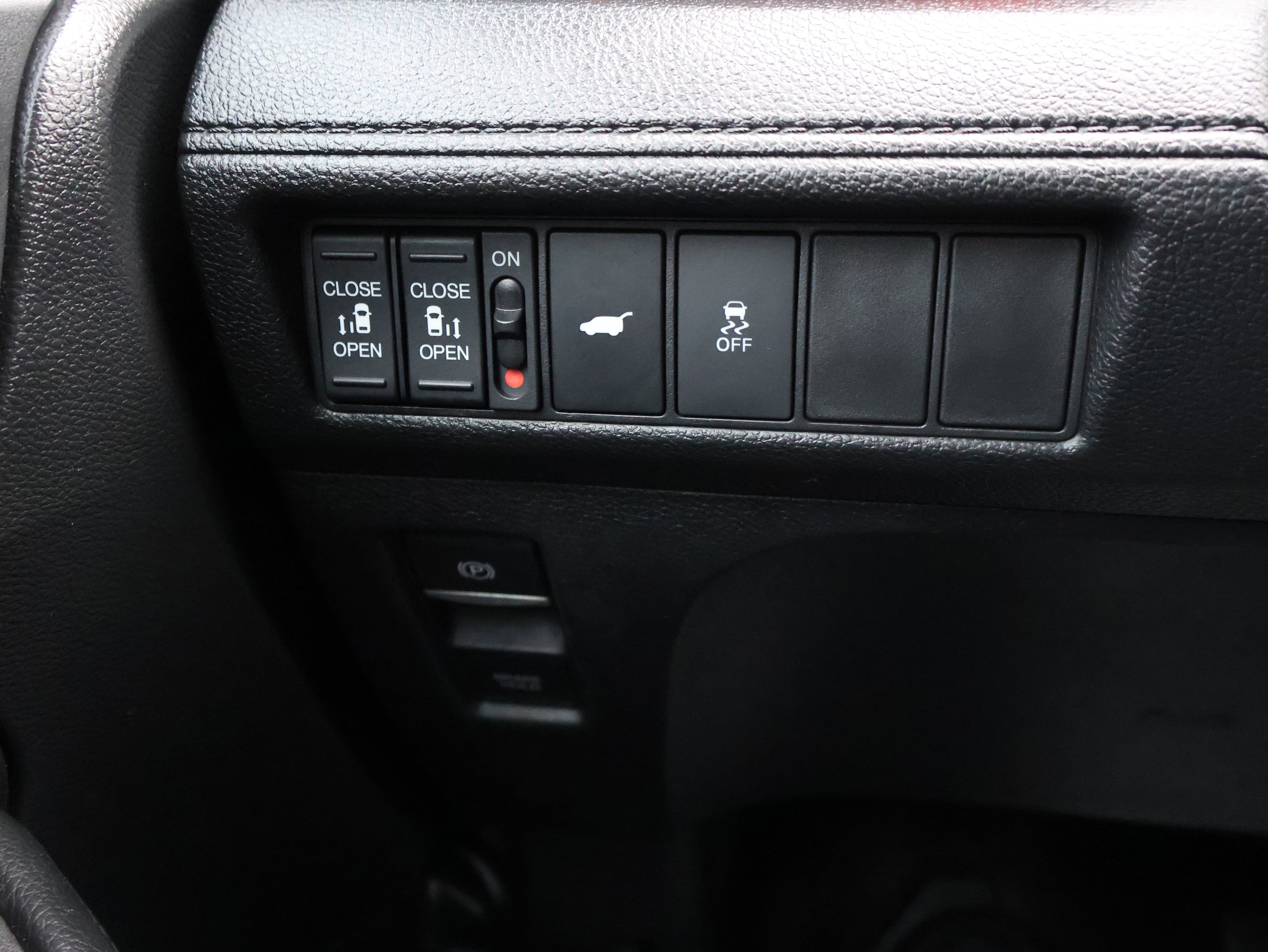 Used 2025 Honda Odyssey Sport-L image 40