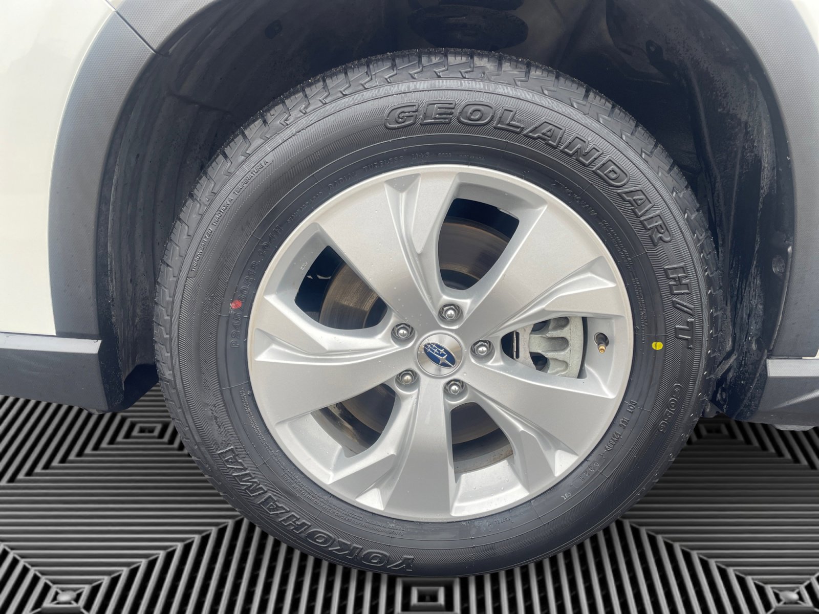 Used 2023 Subaru Ascent 8-Passenger image 17