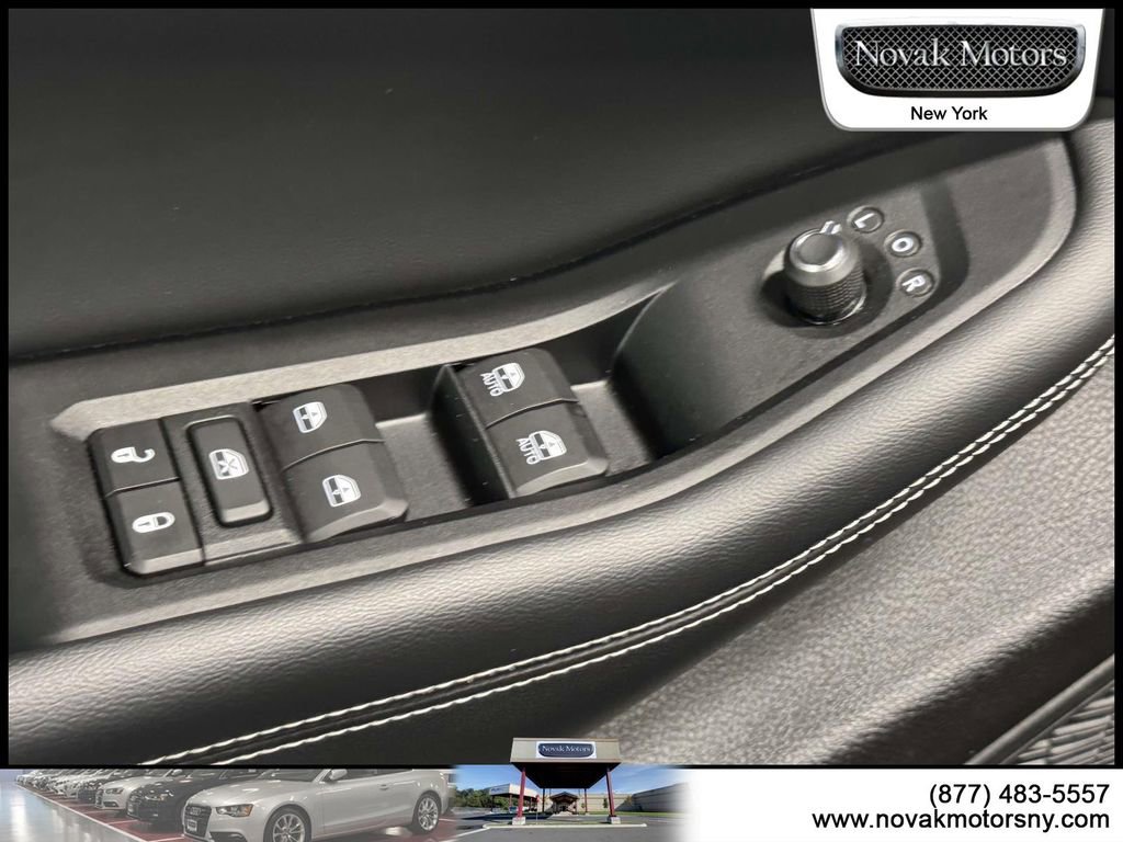 Used 2023 Jeep Grand Cherokee L Limited image 14